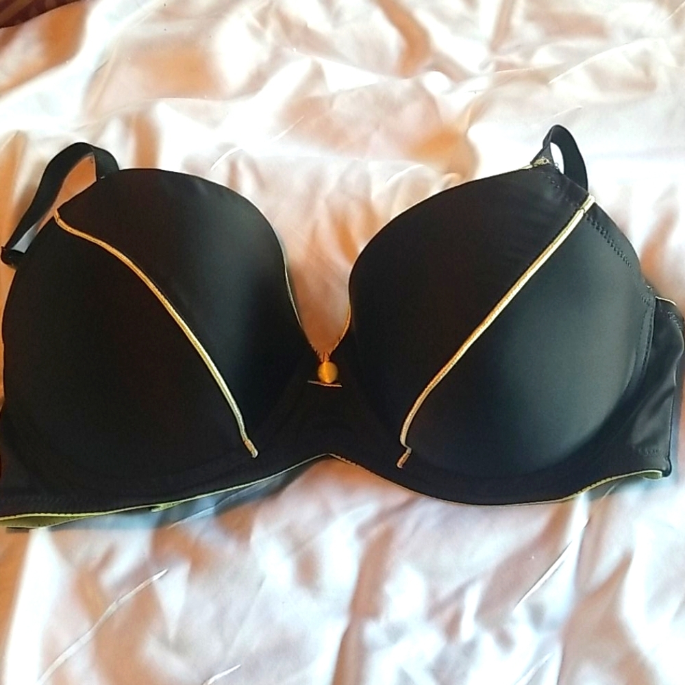 Sexy Black & Lime Peekaboo Bra